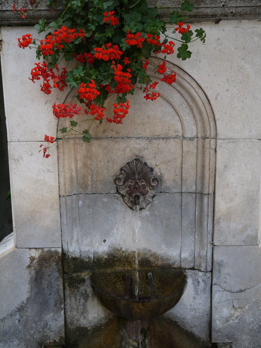 Another fountain in Canistro Superiore