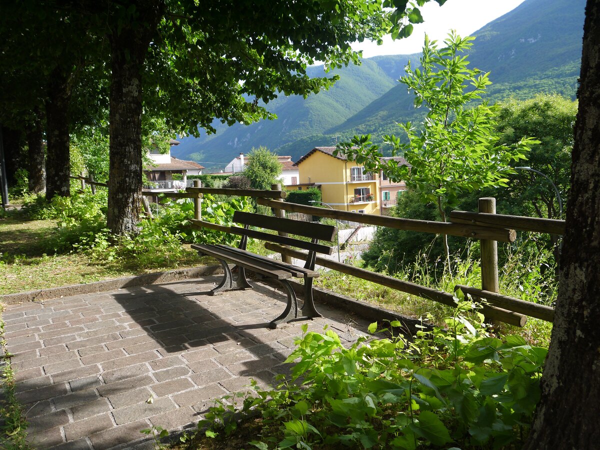 Bench with a view over Canistro Superiore