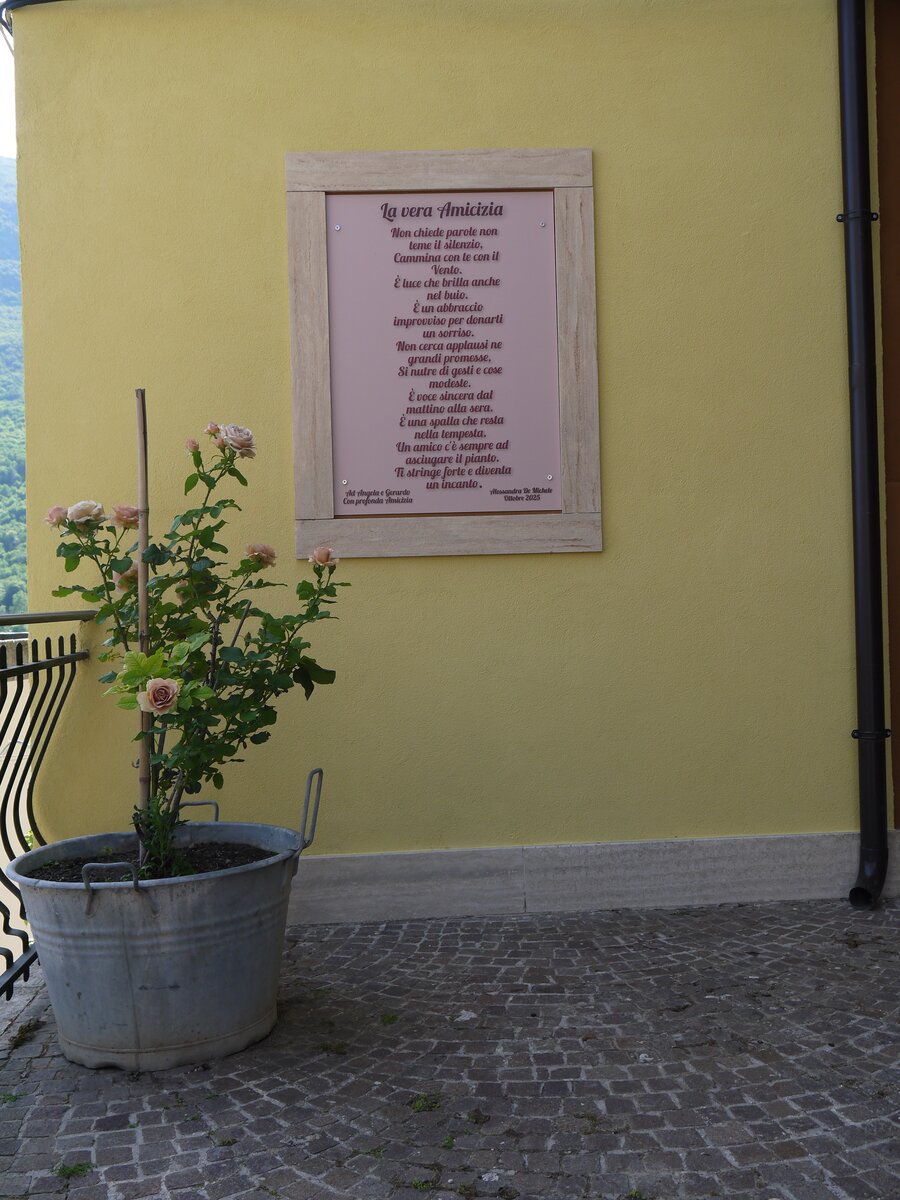 Alley in Canistro Superiore